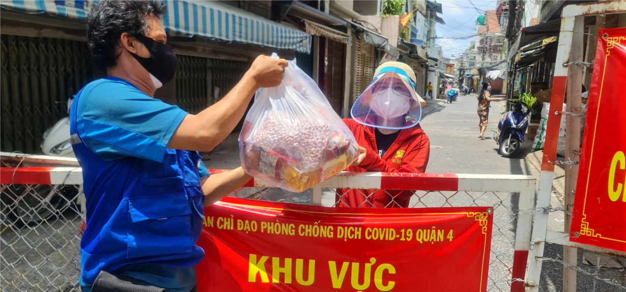 Nhiều địa phương ở TP. Hồ Chí Minh công khai danh sách hỗ trợ đợt 3 cho người dân khó khăn (29/09/2021)